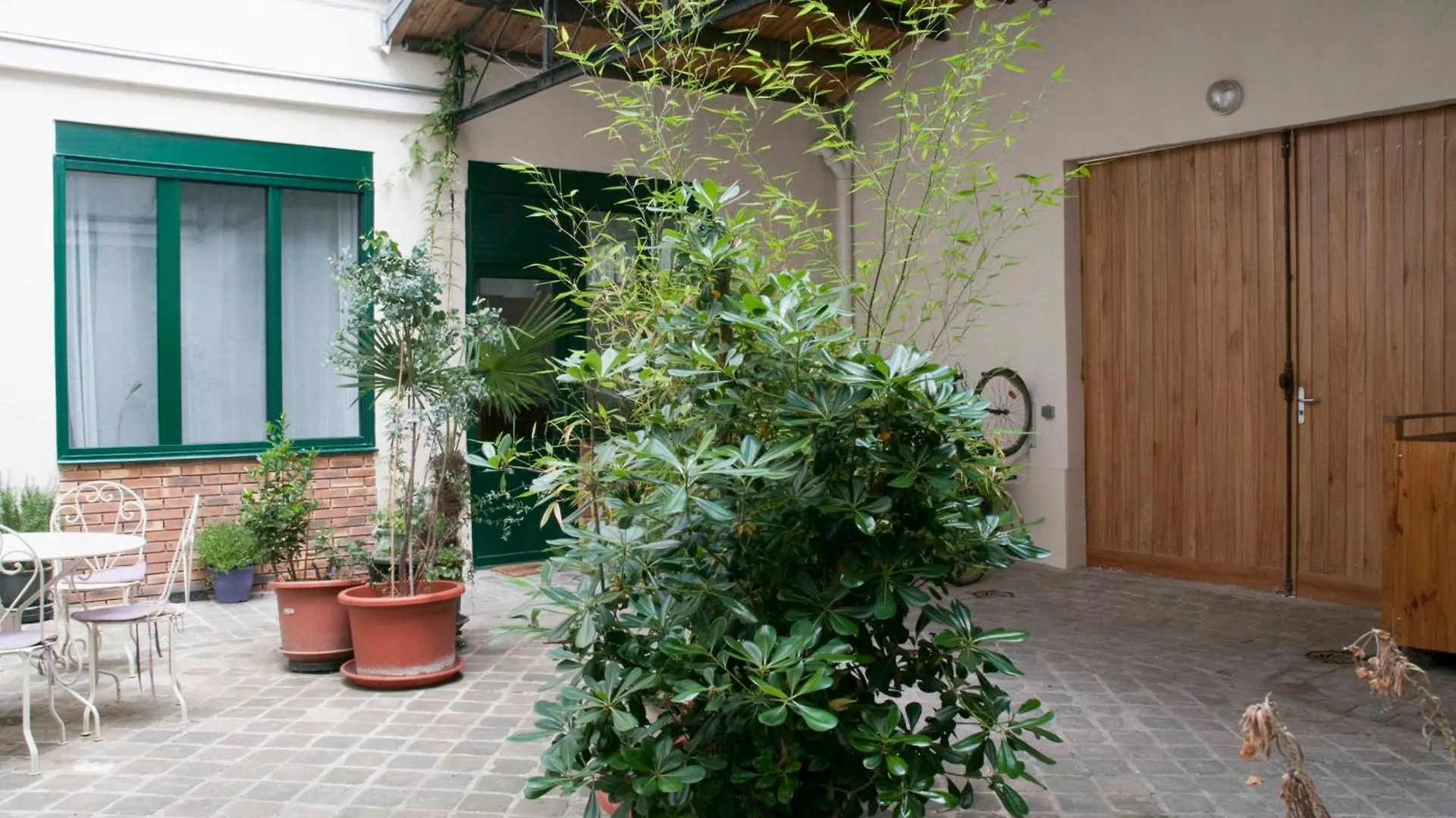 Bright And Very Nice Duplex 63 M - Sacre-Coeur Paris Apartment